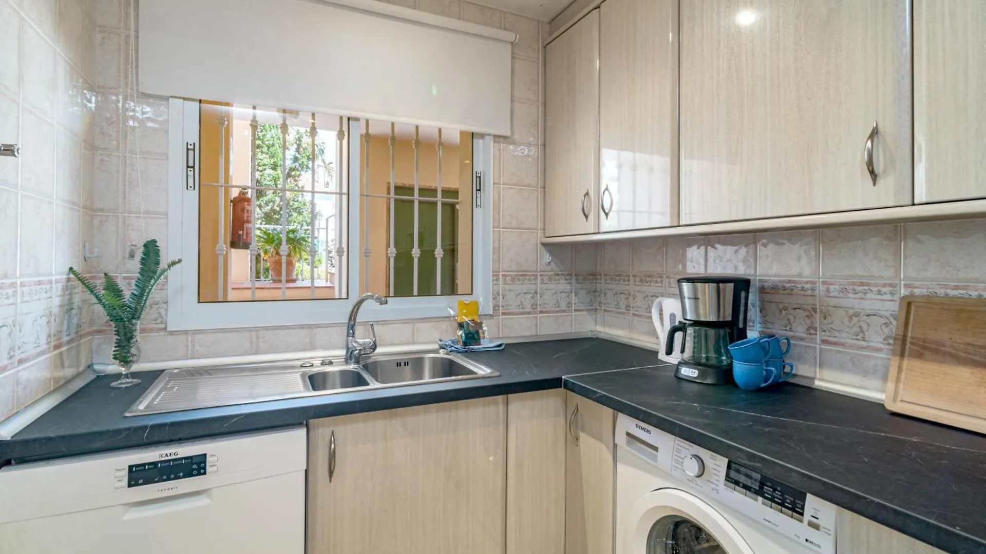 Lbp3- Comfortable Holiday Home, Golf Valley Marbella