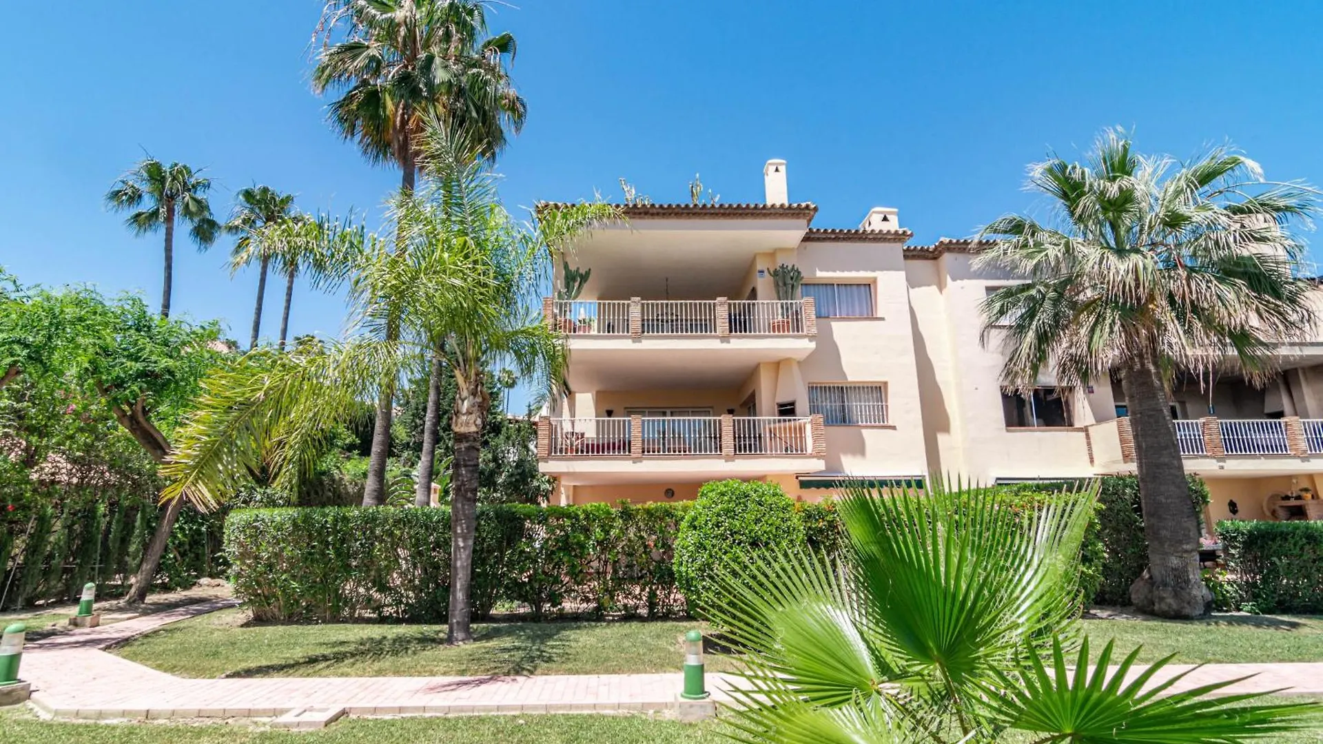 Lbp3- Comfortable Holiday Home, Golf Valley Marbella Lägenhet