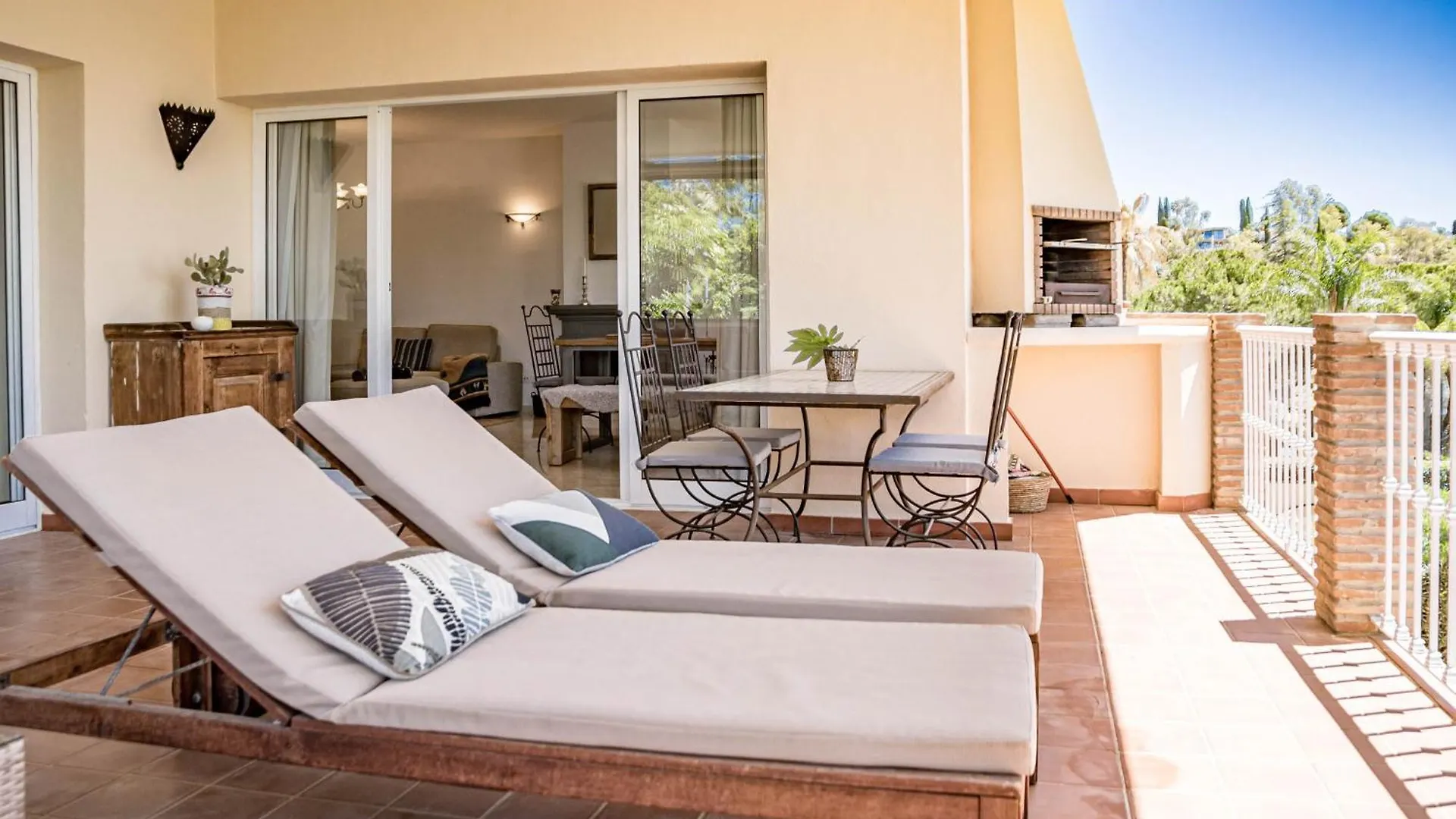Apartament Lbp3- Comfortable Holiday Home, Golf Valley Marbella