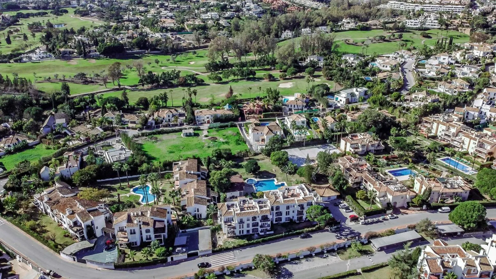Lbp3- Comfortable Holiday Home, Golf Valley Marbella Apartament